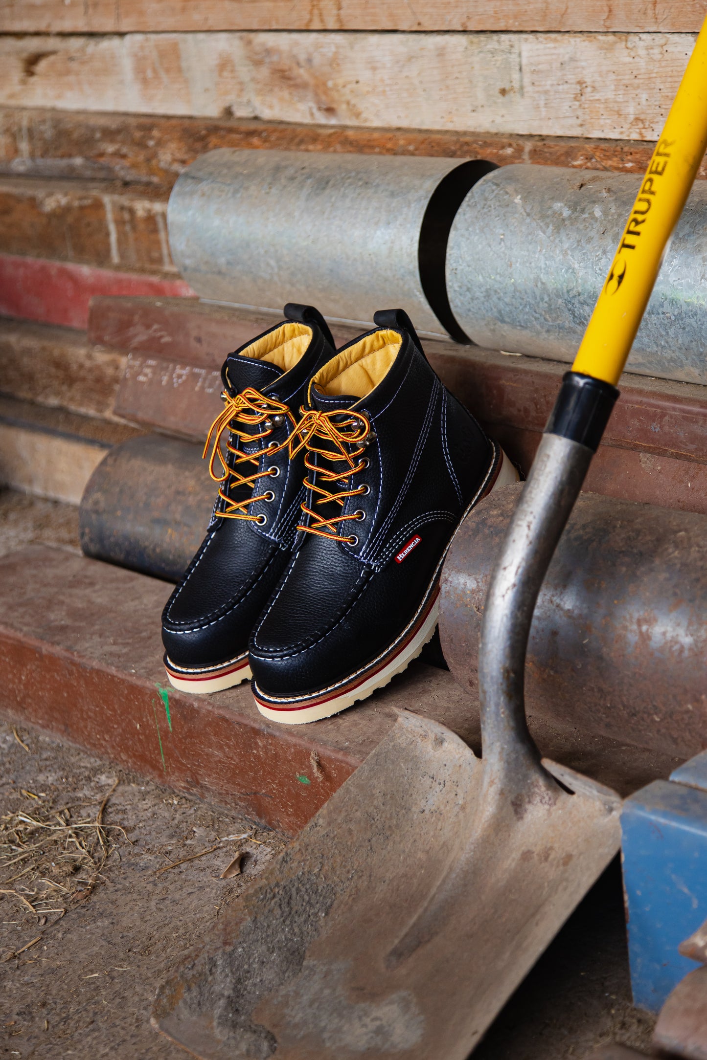 Legado Moc Toe 6” Negro Con Casco de Acero